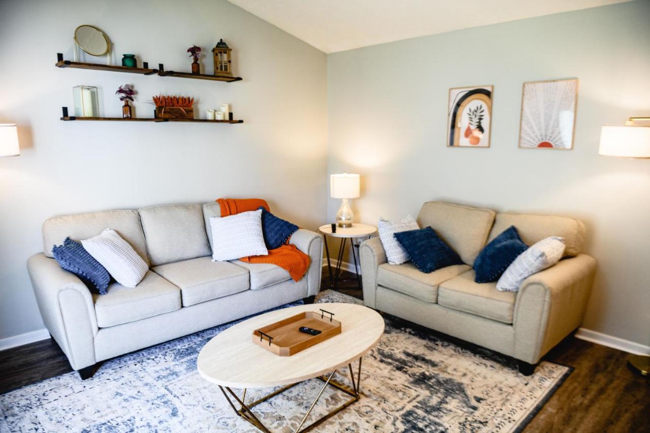 Urban Cottage: Homey & Convenient Huntington Eksteriør billede